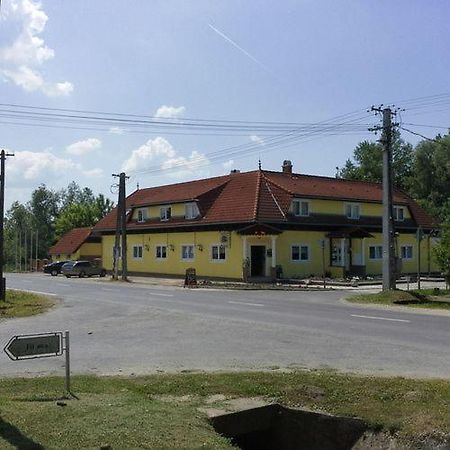 Malom Fogado Balatonboglár Exterior foto